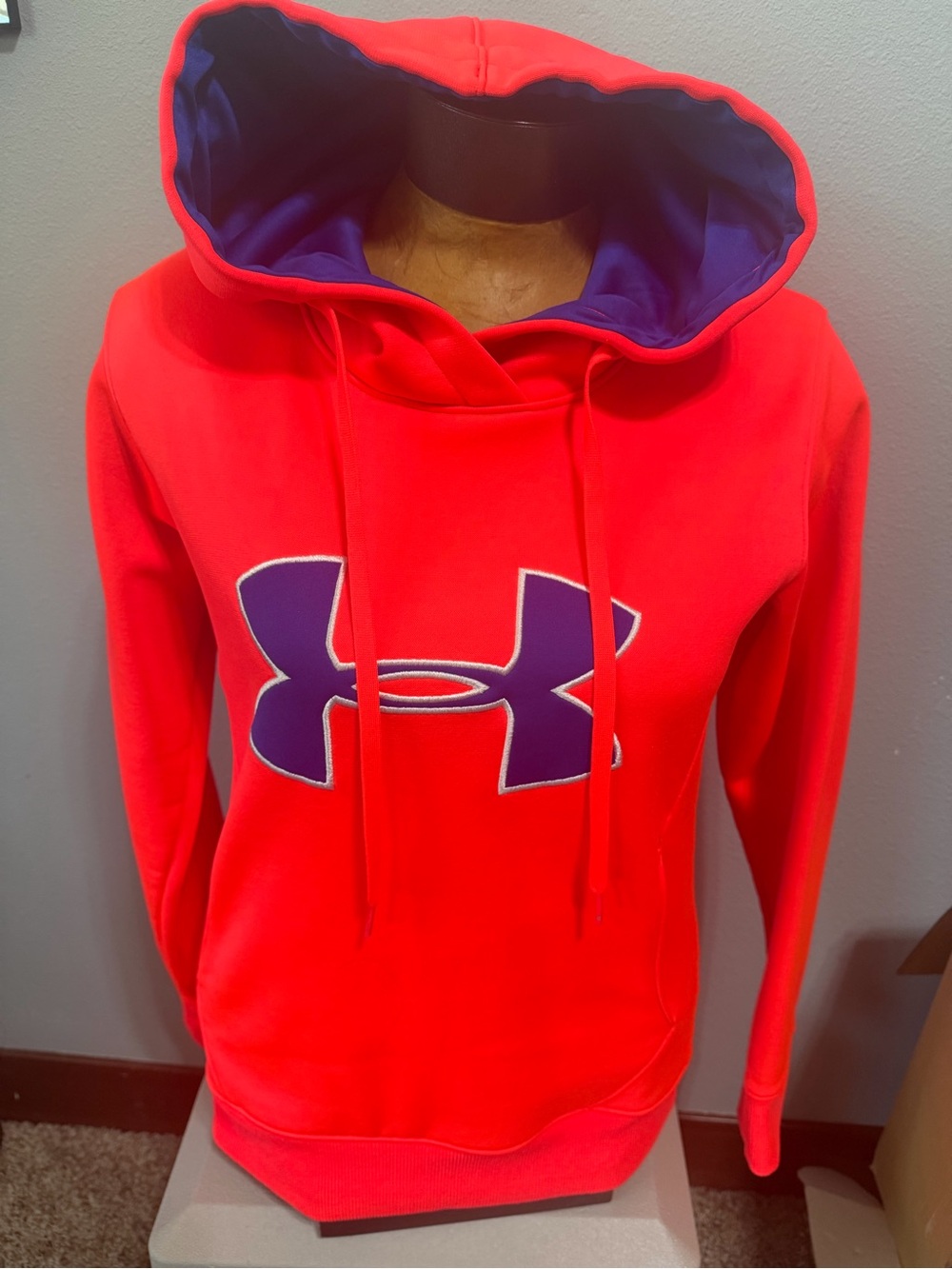 Under Armour ColdGear Womens Small Red/Blue Hoodie